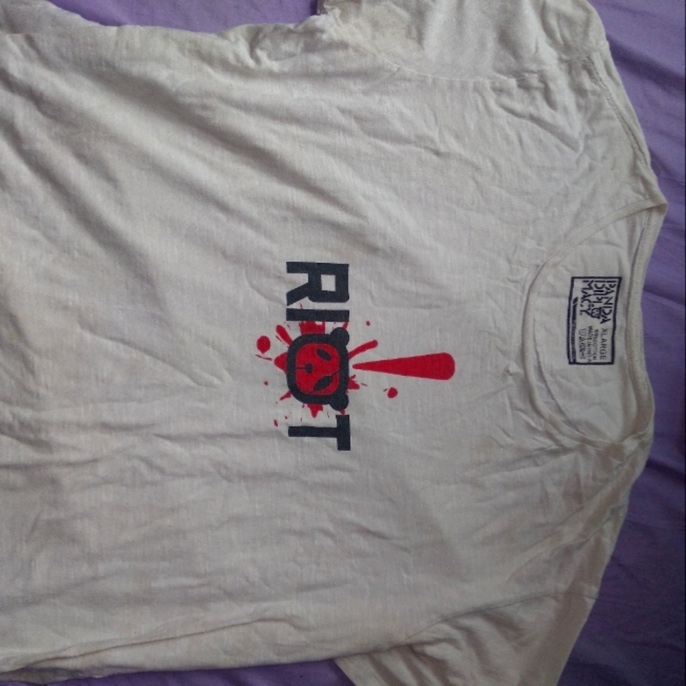 RIOT Men's T Shirt
